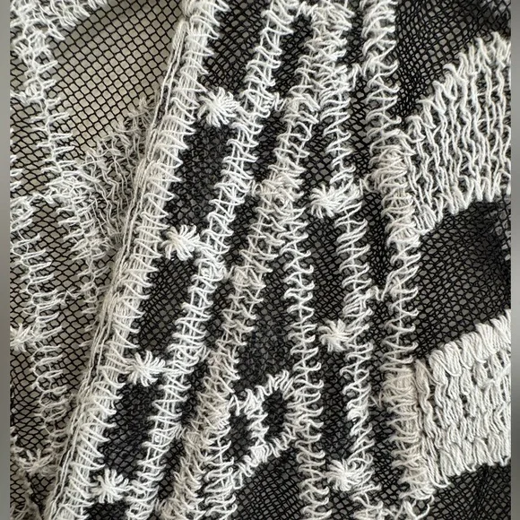 Boho Sheer Embroidered Kimono Cover Up Black White One Size - Picture 5 of 7